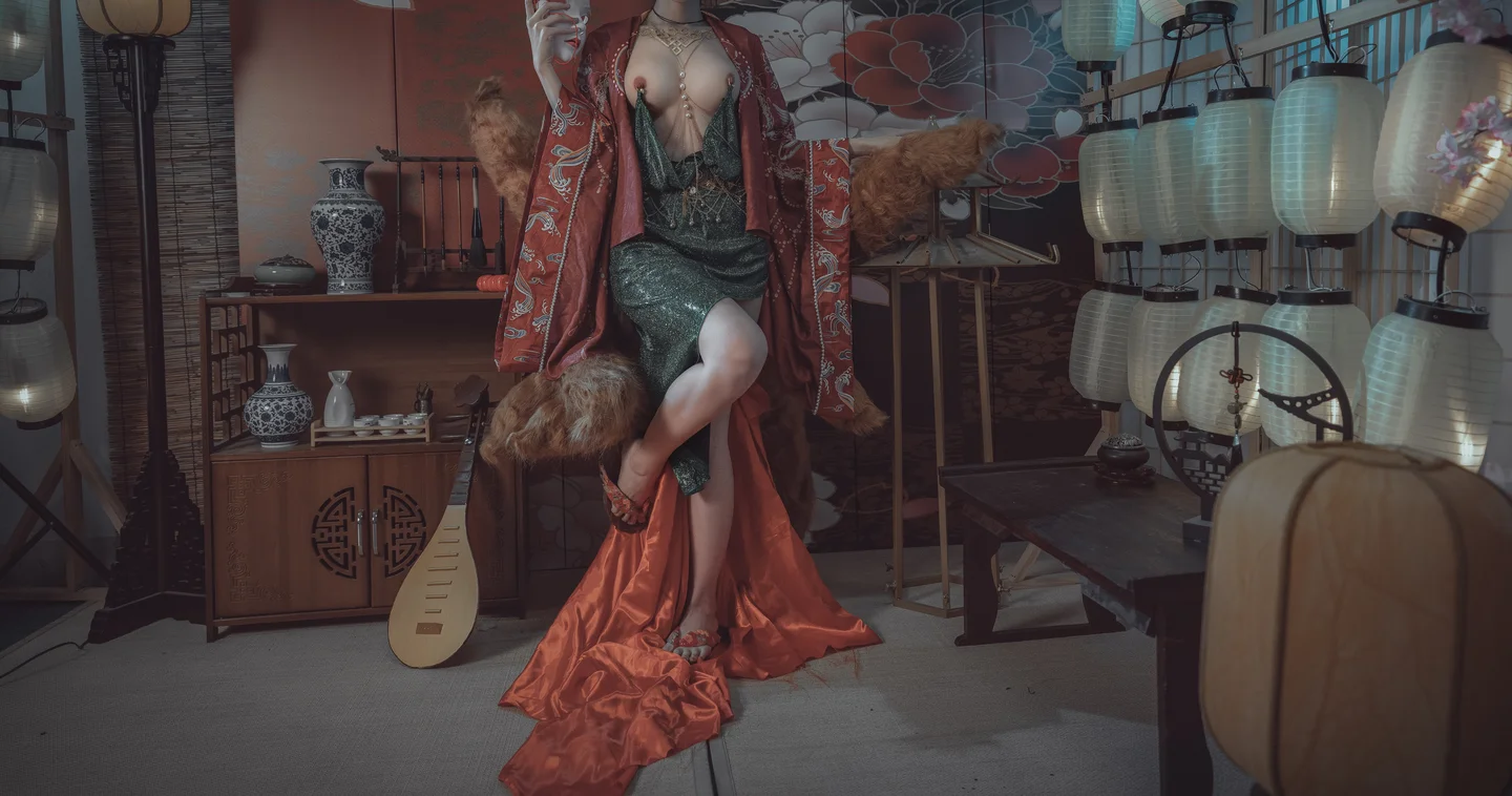 钛合金TiTi - 青丘赤狐 [64P-825MB] tg@simisebaisi 【丝足阁】005.webp